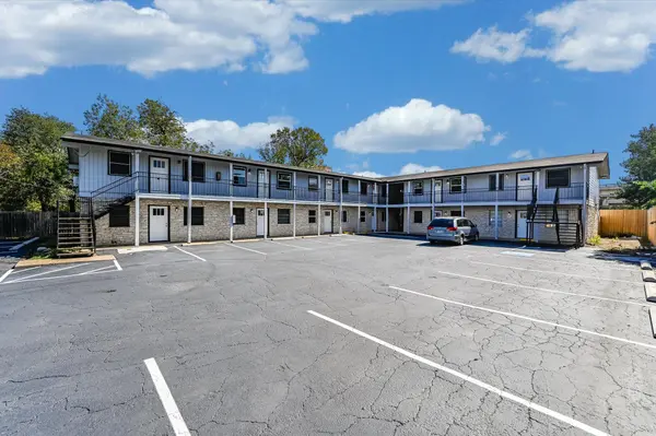 3703 Harmon Ave #206, Austin, TX 78705