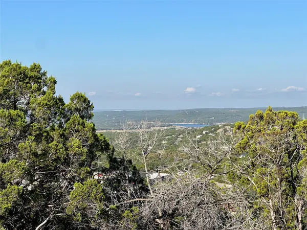 7904 Arroyo Ave, Lago Vista, TX 78645