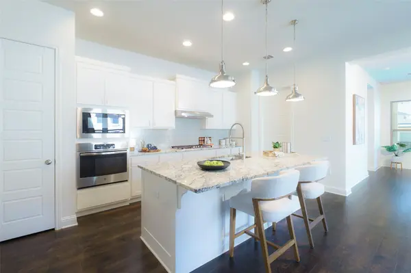 6708 Kalahari DR, Austin, TX 78739
