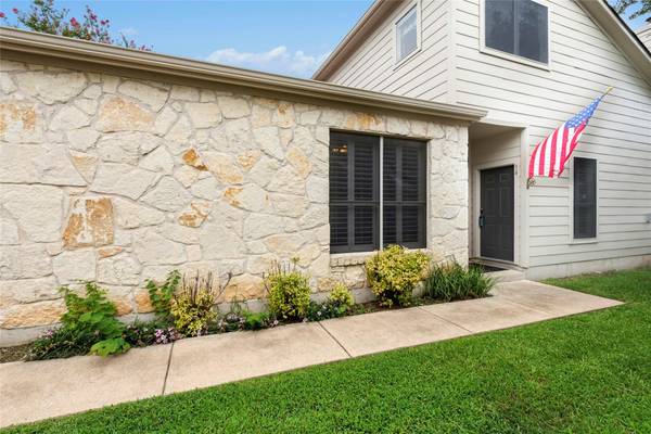 7500 Shadowridge RUN #34, Austin, TX 78749