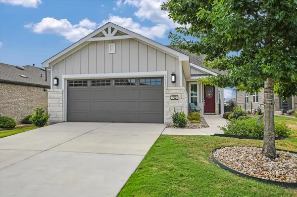702 Kitty Hawk RD, Georgetown, TX 78633