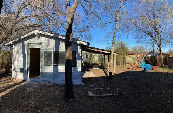 2205 Winchester DR, Georgetown, TX 78626