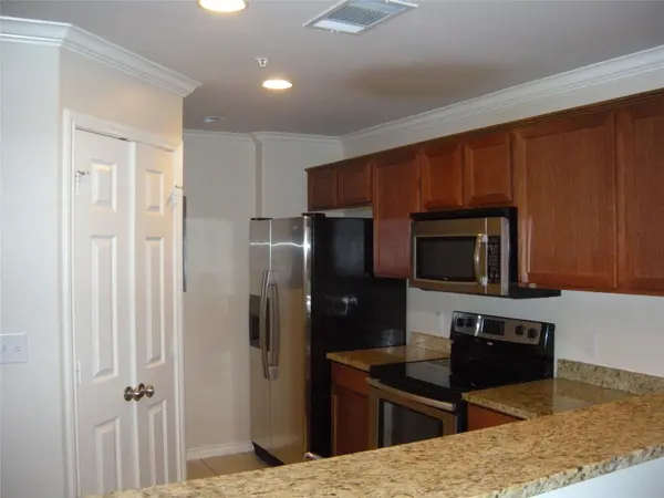 305 E 31st ST #4, Austin, TX 78705
