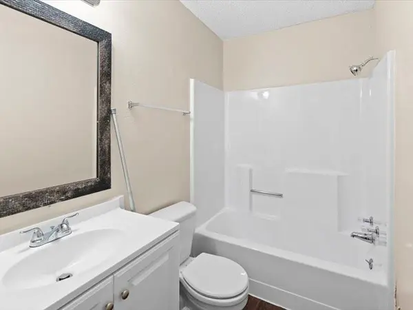 8412 Garcreek CIR #B, Austin, TX 78724