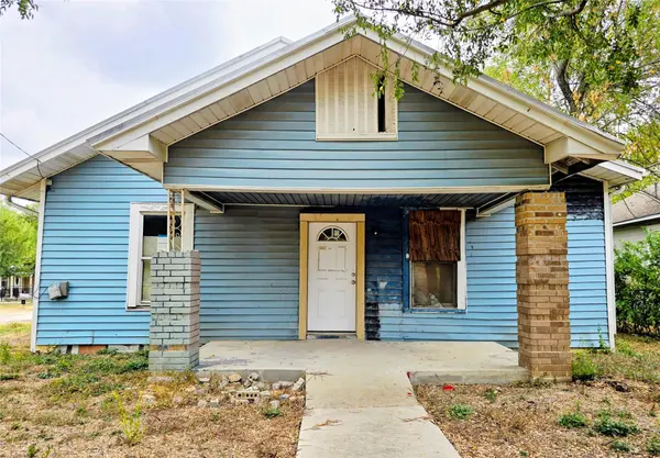 914 Porter &  901 W 5th, Taylor, TX 76574