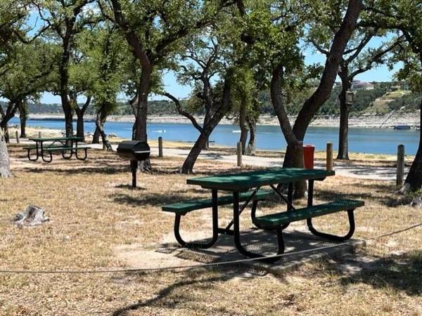 3404 Congress Ave, Lago Vista, TX 78645