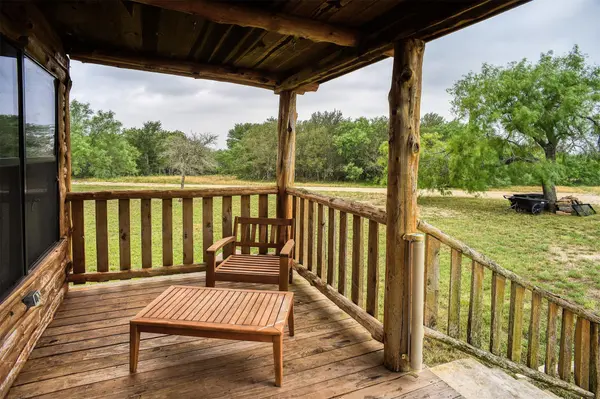 323 CR 446, Gonzales, TX 78629