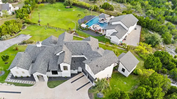 1300 Sparrow LN, Austin, TX 78734