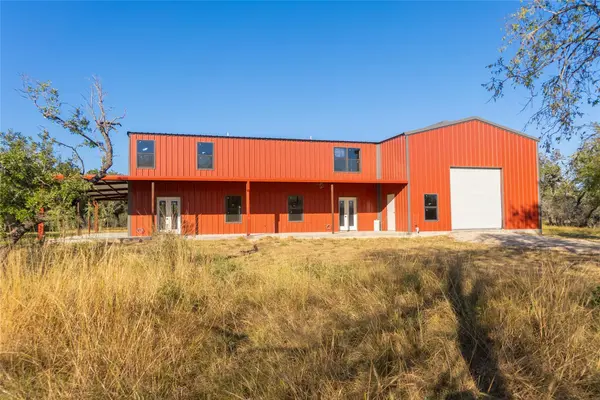 358 Cornelius RD, Utopia, TX 78885