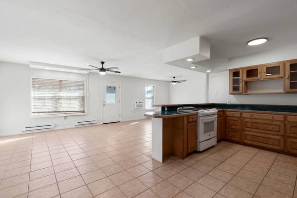 2058 Montell RD, Wimberley, TX 78676