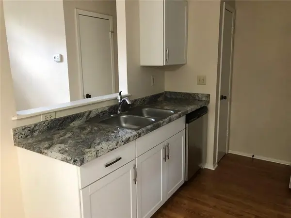 1015 E Yager LN #84, Austin, TX 78753