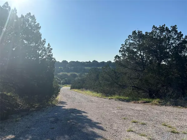 20804 Hawthorne CV, Lago Vista, TX 78645
