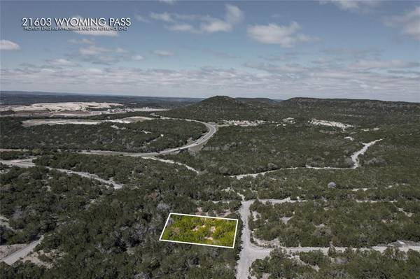 21603 Wyoming PASS, Lago Vista, TX 78645