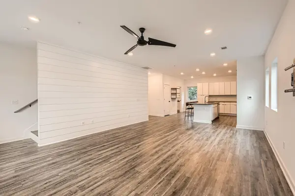 5924 S Congress Ave #11S, Austin, TX 78745