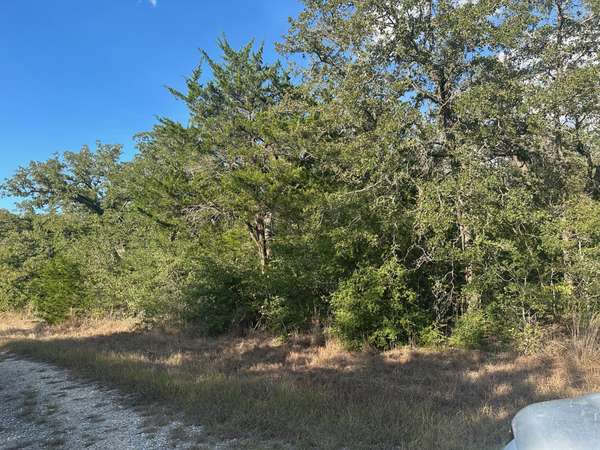 000 Rook RD, West Point, TX 78963