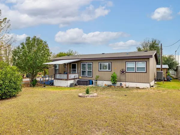 10811 San Jose Ave, Del Valle, TX 78617
