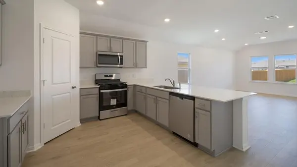 132 Whalen WAY, Buda, TX 78610