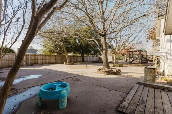 208 Farley ST, Hutto, TX 78634
