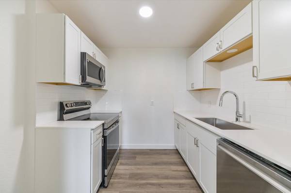 3703 Harmon Ave #103, Austin, TX 78705