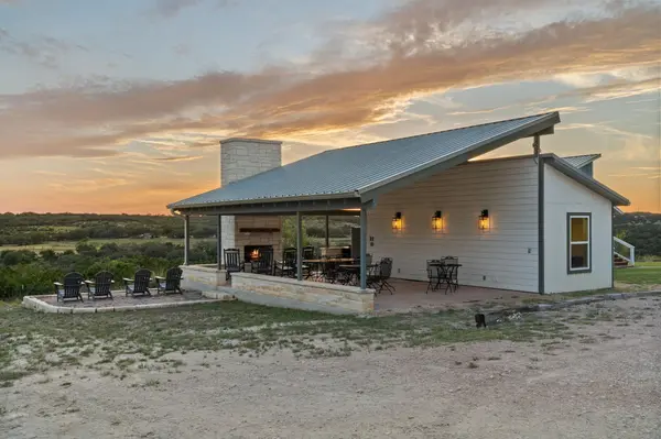 365 Billy Sisson RD, Johnson City, TX 78636