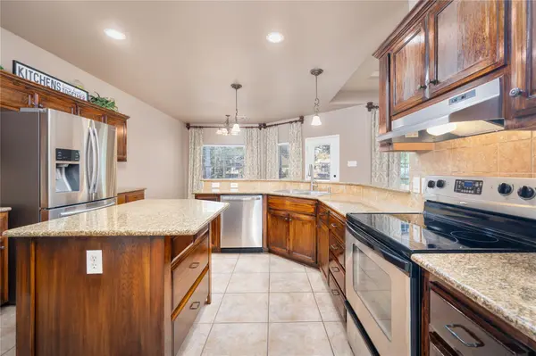 455 Rose Blossom LOOP, La Vernia, TX 78121