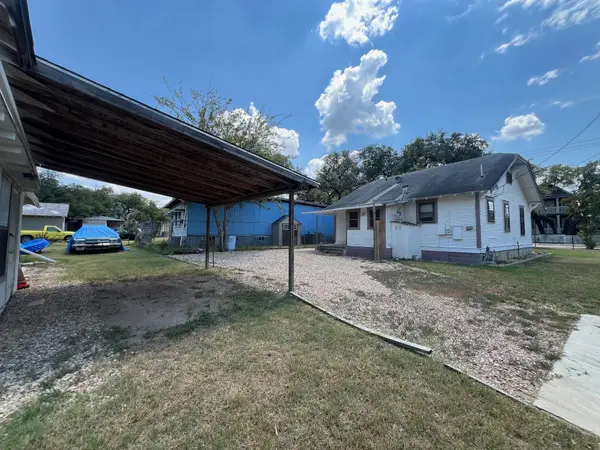 916 W Live Oak ST W, Austin, TX 78704