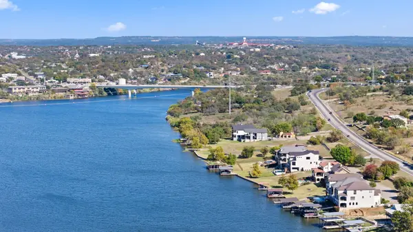 624 Waterside DR, Marble Falls, TX 78654