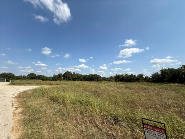 1122 Edwards WAY, Lexington, TX 78947