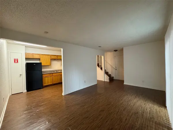 4904 West Wind TRL #104, Austin, TX 78745