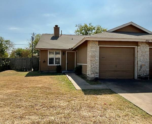 801 Country Aire DR #A, Round Rock, TX 78664