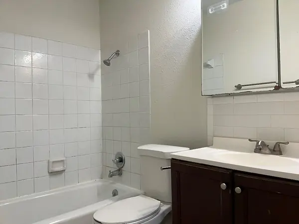 801 Country Aire DR #A, Round Rock, TX 78664