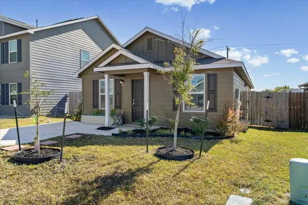 13617 Knights Branch DR, Elgin, TX 78621