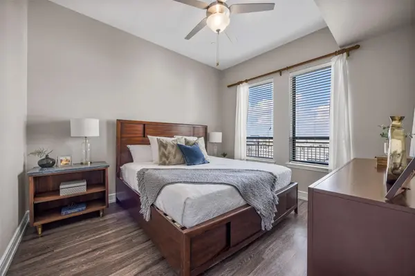 3201 Esperanza XING #415, Austin, TX 78758
