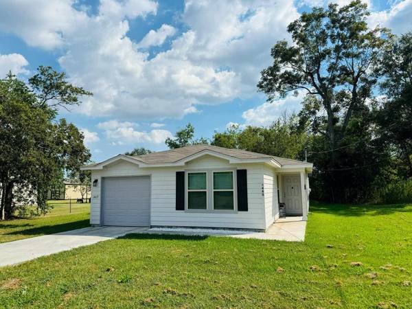 1465 W Highland DR, Beaumont, TX 77705