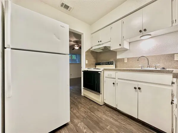 2808 Whitis Ave #D203, Austin, TX 78705