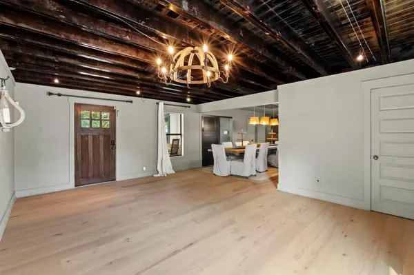 118 Havana ST, Austin, TX 78704