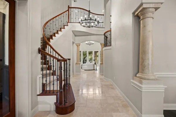 7409 Lantern View DR, Jonestown, TX 78645