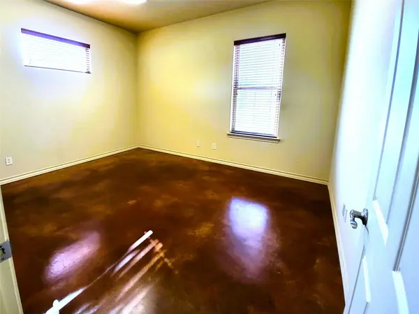 701 Highway 290 W #101, Dripping Springs, TX 78620