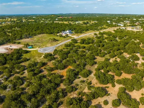 559 Vail River RD, Dripping Springs, TX 78620