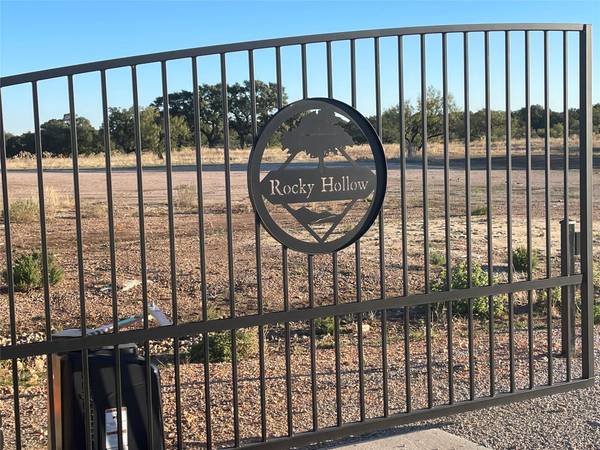 657 Whitetail TRL, San Saba, TX 76877