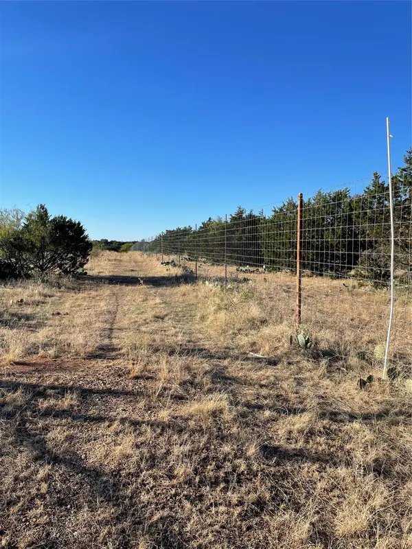 657 Whitetail TRL, San Saba, TX 76877