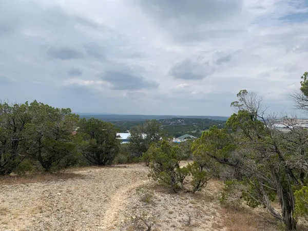 8008 Arroyo Ave, Lago Vista, TX 78645