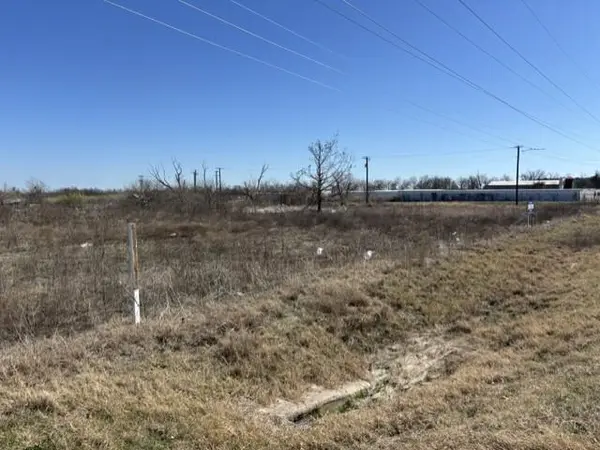 4030 N MAIN ST ST, Taylor, TX 76574