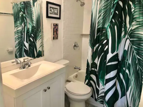 5909 Bolm RD #2, Austin, TX 78721
