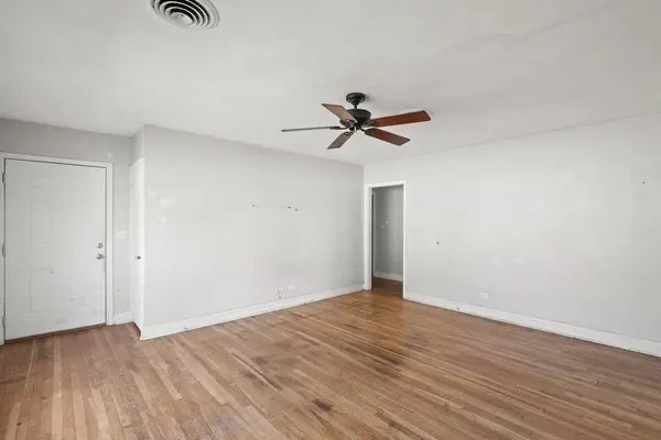 701 N Washington ST, La Grange, TX 78945