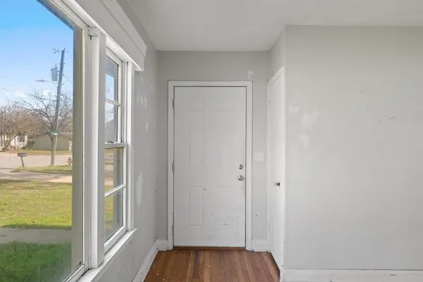 701 N Washington ST, La Grange, TX 78945