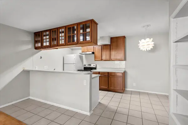910 Duncan LN #57, Austin, TX 78705