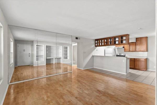 910 Duncan LN #57, Austin, TX 78705