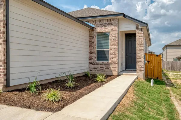 280 Feathers ST, Jarrell, TX 76537