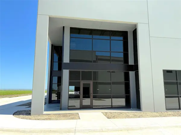 21959 US-79 HWY #200, Taylor, TX 76574